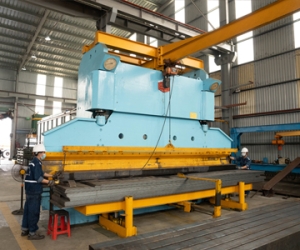 Gia công khung sàn cân 80 tấn