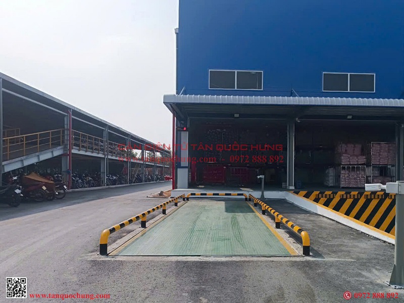 trạm cân ô tô tích hợp camera